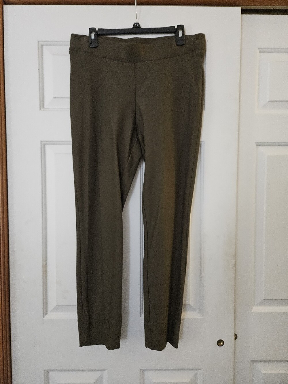 ECI Olive Straight-Leg Ponte Pants L